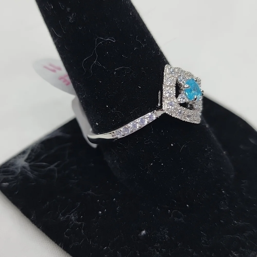 AQUAMARINE RING - Picture 4 of 9